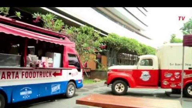 'Makan Enak di Food Truck (2)'