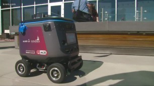 'Special delivery: Robots bring food to students at Gonzaga\'s campus'