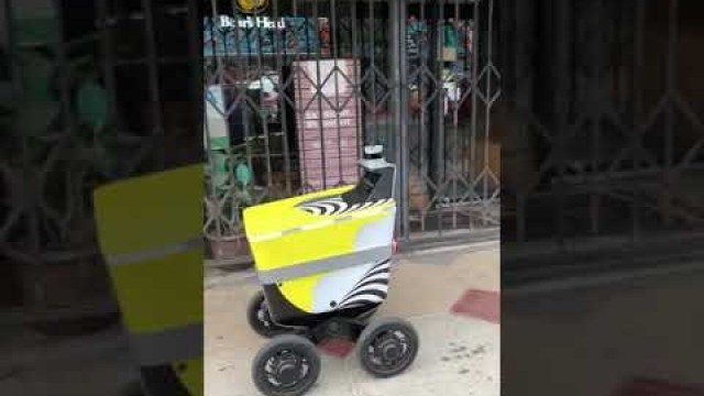 'Food Delivery Robot in Los Angeles'