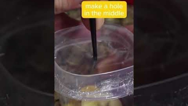 'kitchen hack: how to get rid of fruit flies.