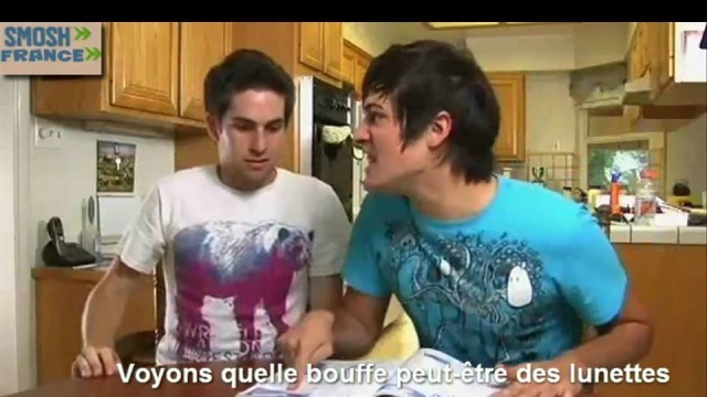 'FOOD BATTLE 2008 - Smosh- Sous-titré Français'