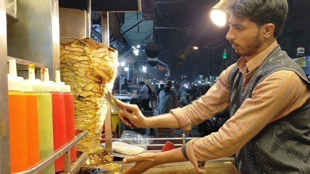 'Most Famous Maya Chicken Shawarma Street Food of Karachi Pakistan'