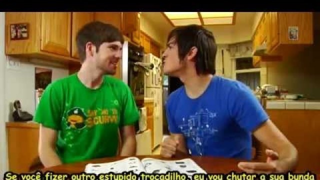 'SMOSH - Food Battle 2009 - (Legendado)'