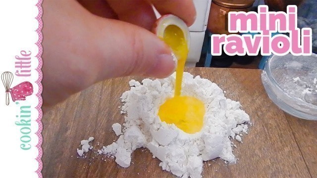 'Miniature Cooking Real Food - Mini Ravioli'