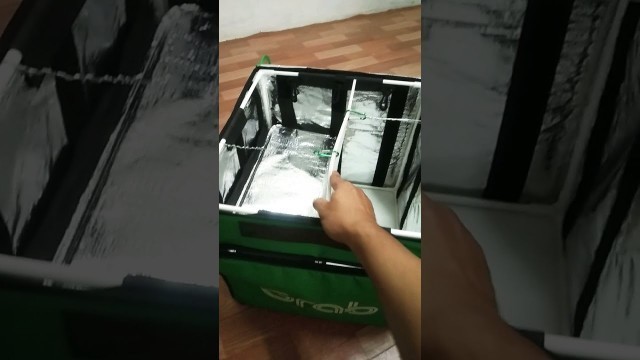 'GRAB FOOD BEG ELAK DARI MAKANAN TUMPAH,DAN BANYAK'